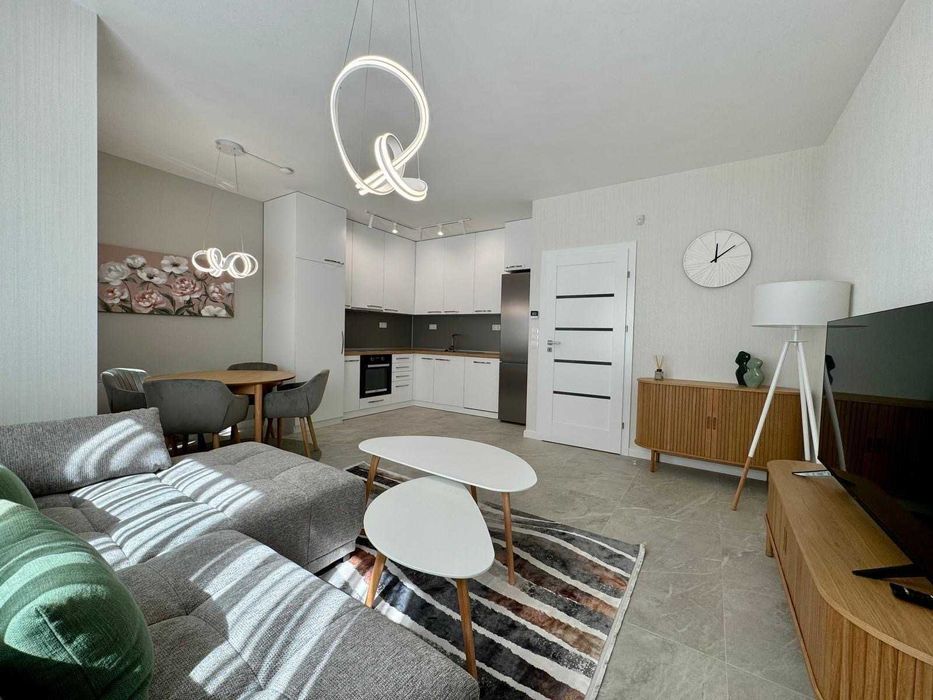 Продава се Двустаен апартамент в София, Младост 2 - 73 кв.м за 2137 €/кв.м - Снимка #1