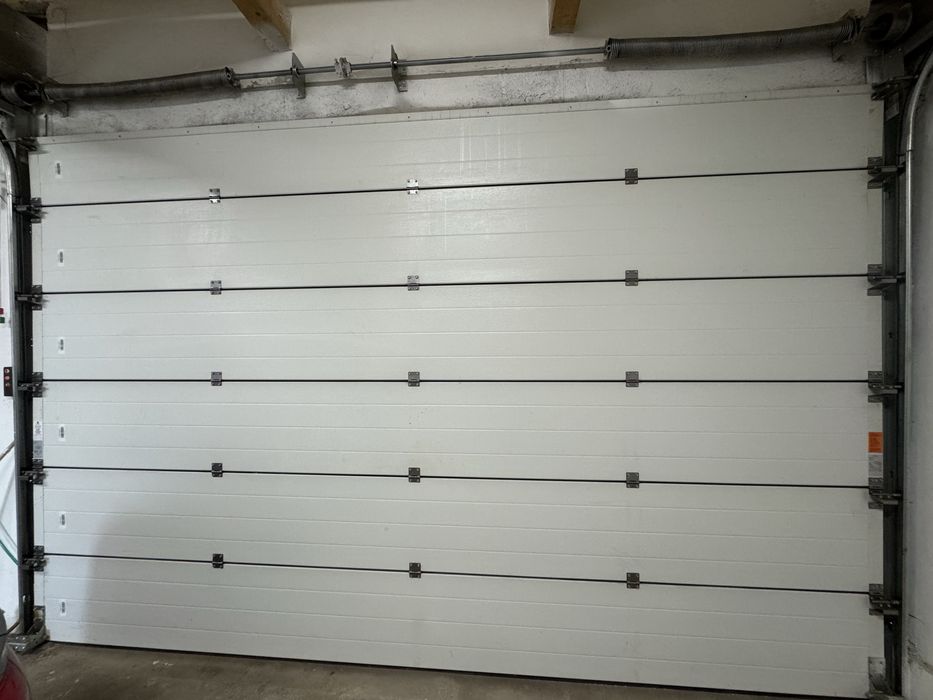 Vând usa garaj Gunther Tore