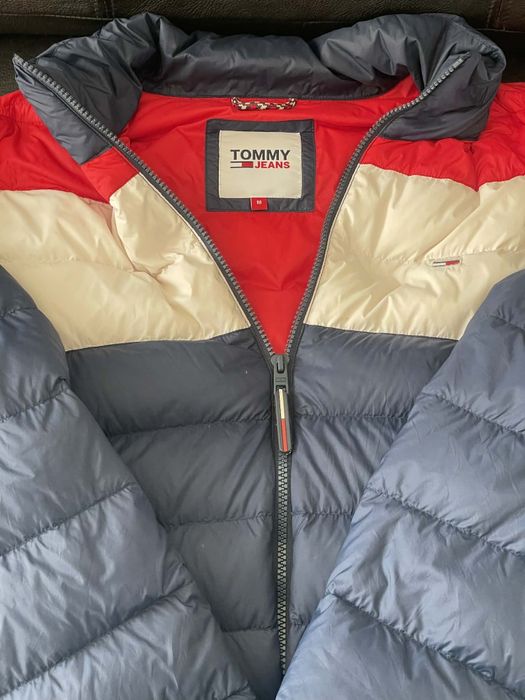 Geaca Tommy jeans originala model rar .