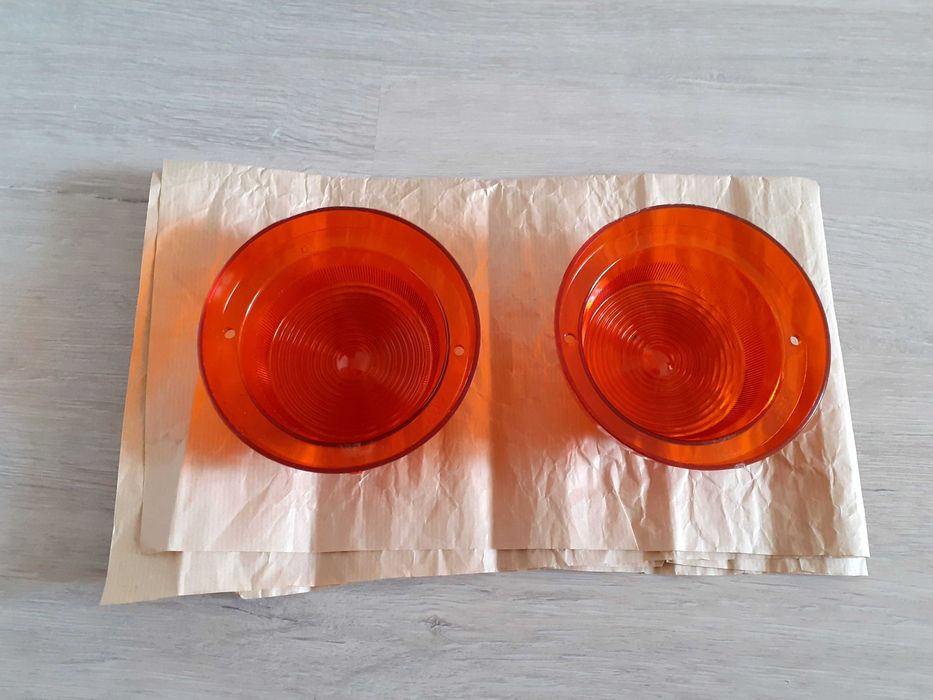 Нови стъкла за мигачи Варшава