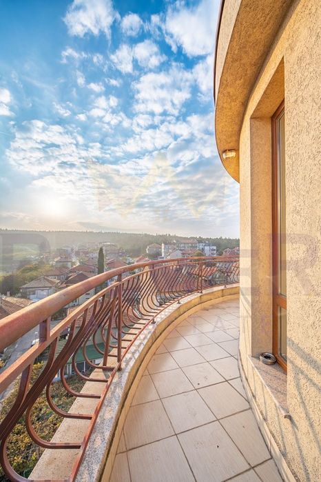 Продава се Двустаен апартамент в Варна, Аспарухово - 132 кв.м за 1340 €/кв.м - Снимка #12