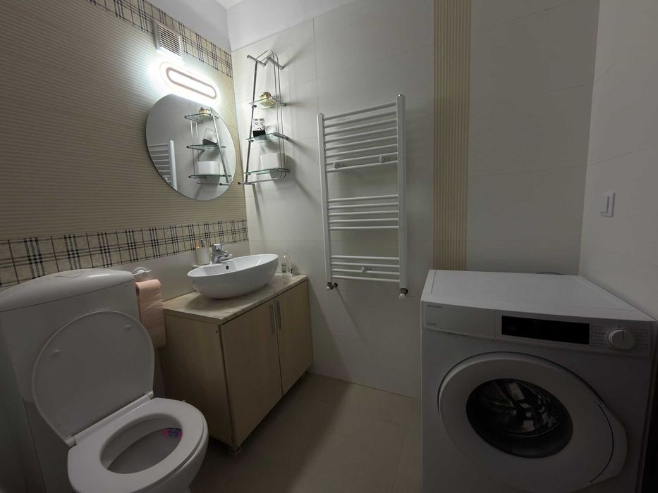 Apartament 2 camere de închiriat, decomandat | Zamca-George Enescu (Bloc Ucatana) | complet utilat și mobilat