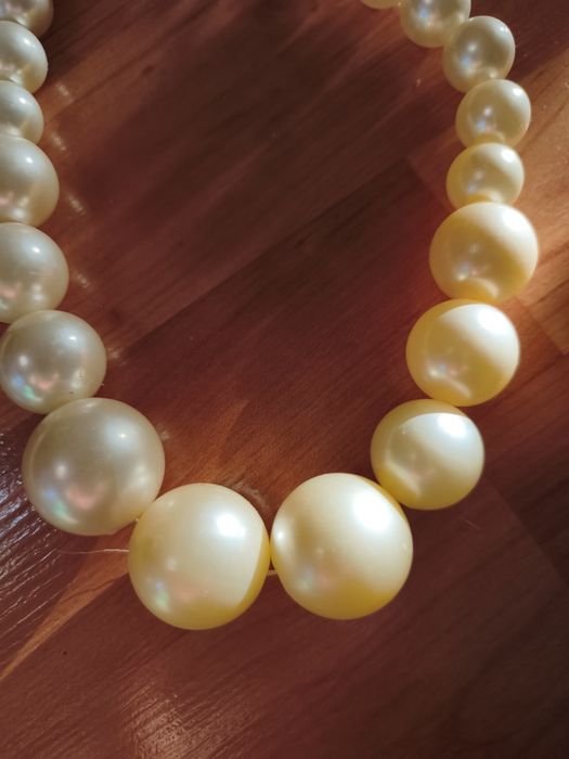 Бусы украшение. Красивые