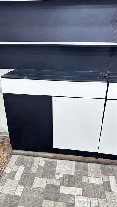 Продам торговое обоцрдование.