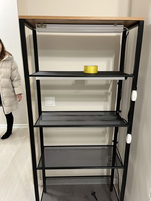 Продам полку металическую