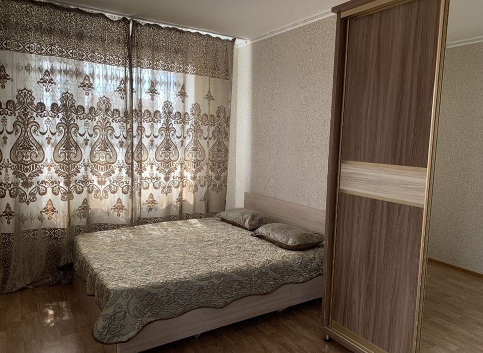 1-комнатная в центре.  Абая