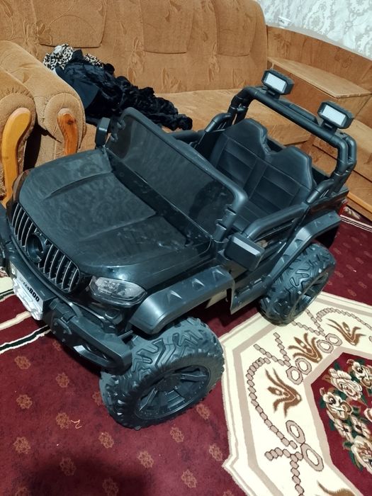 Болалар мошинаси Сотилади