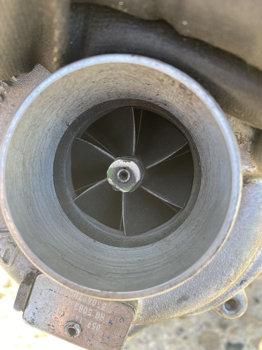 Турбина Audi 3.0TDI 233кс