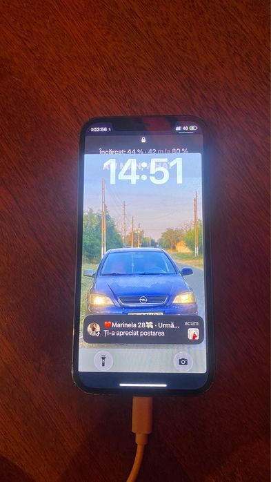 Vand iphone 12 pro intor stare buna
