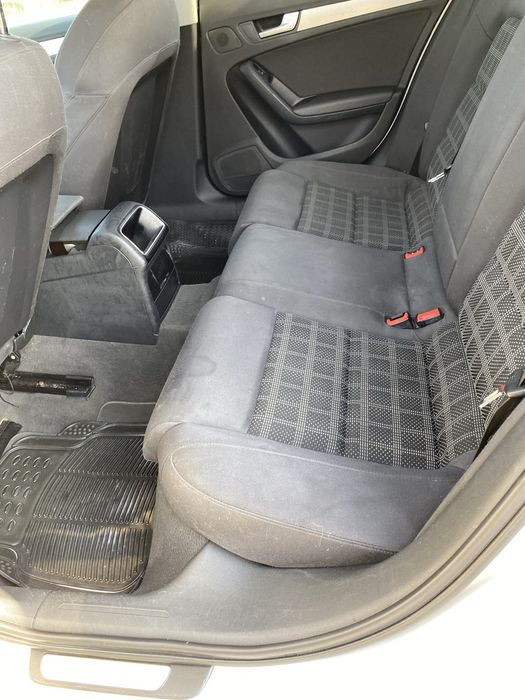 Vand AUDI A4 B8 Avant