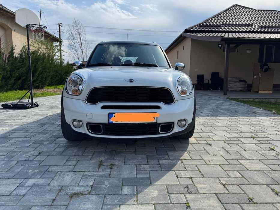 Vând mini Cooper Countryman SD4ALL