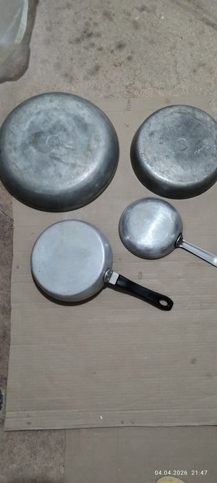 Сковородки алюминиевые 4 штуки