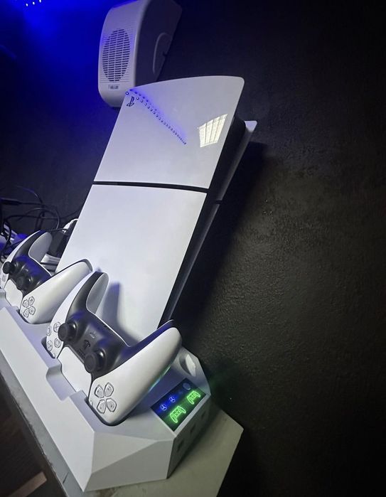 Продам приставку ps5