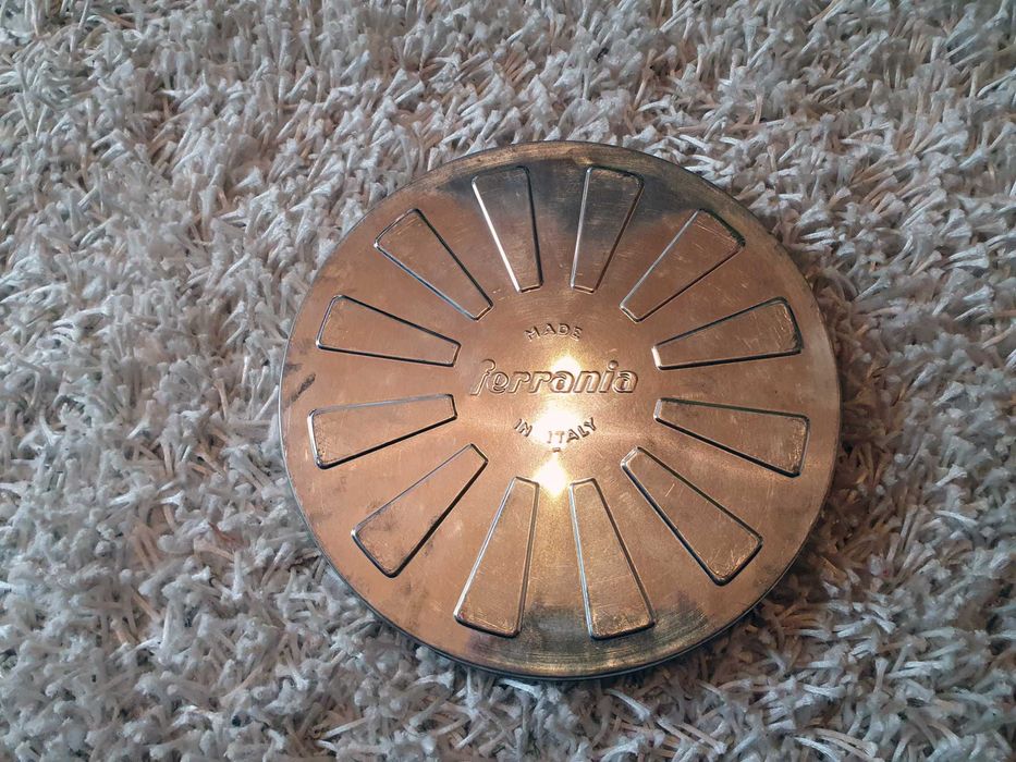 benzi de 26cm în cutii de arhivă