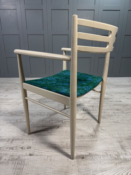 Винтидж широк трапезен стол Г448