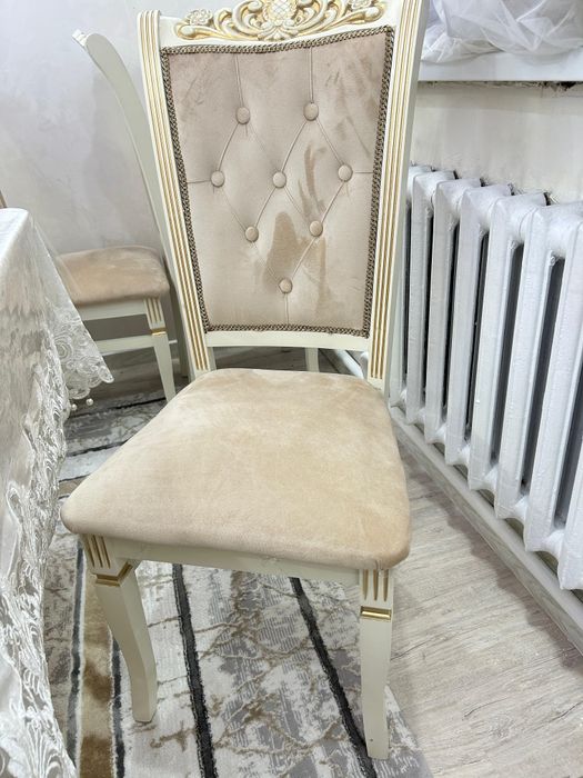 Продаю мягкие стулья