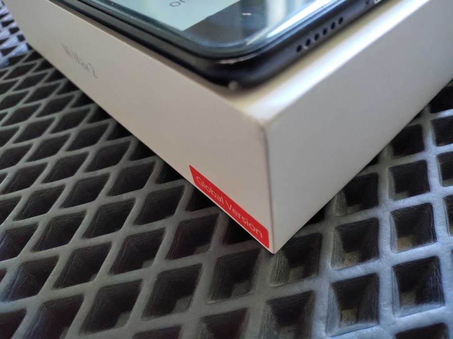 Смартфон Xiaomi MI Max2