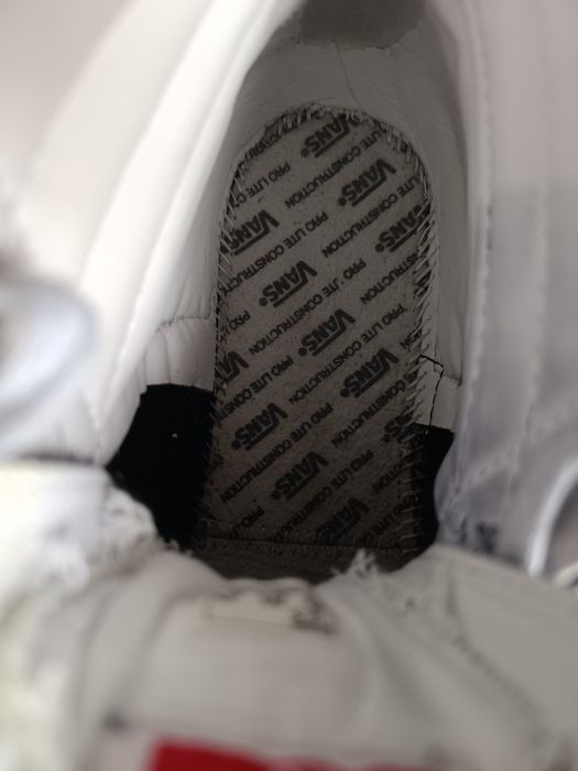 Высокие кеды  vans