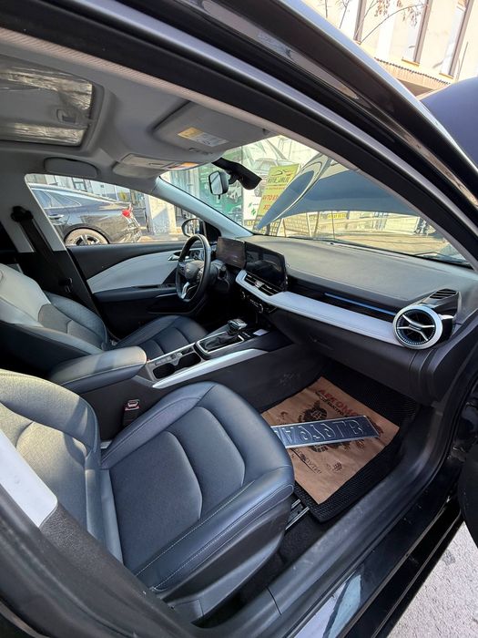 Monza 1,5 l 2023 yil 14700$