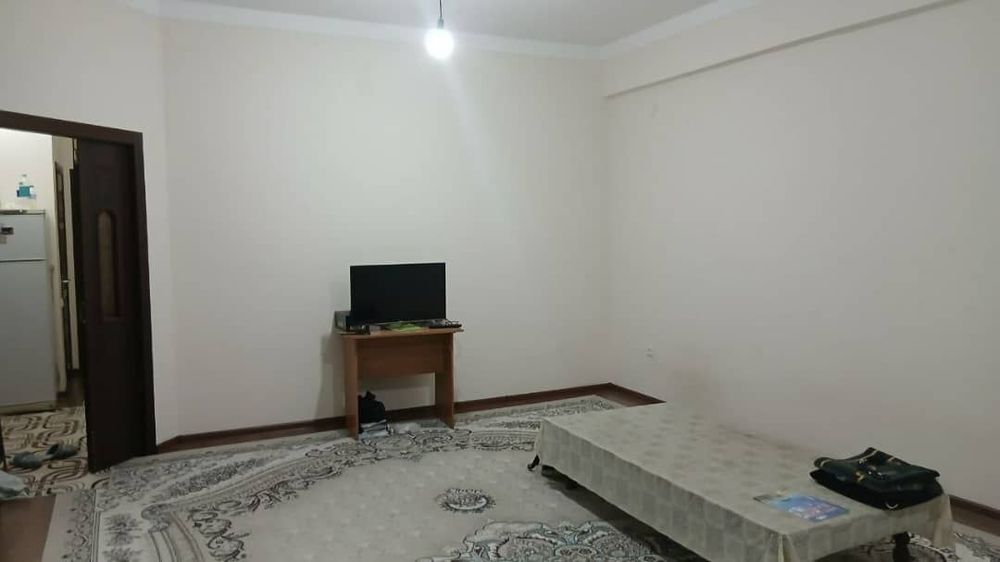 Сотилади метро Дустлик  4 хона 100м²