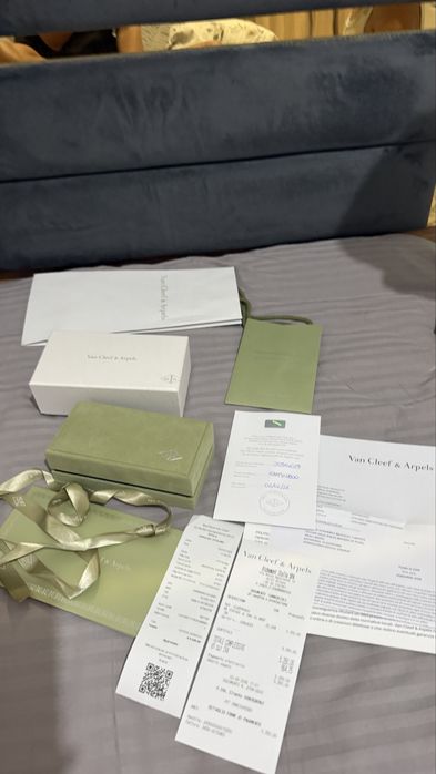 Van cleef Alhambra браслет оригинал куплен в Милане