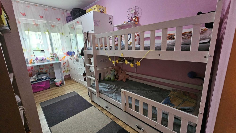 Apartament 3 camere, zona Vlaicu, Lebada, etaj 1