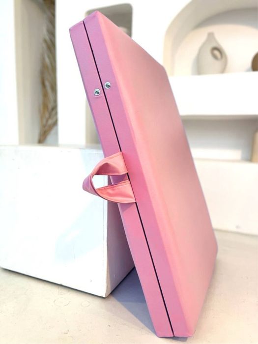 Продам кушетку стул и лампу для наращивания ресниц