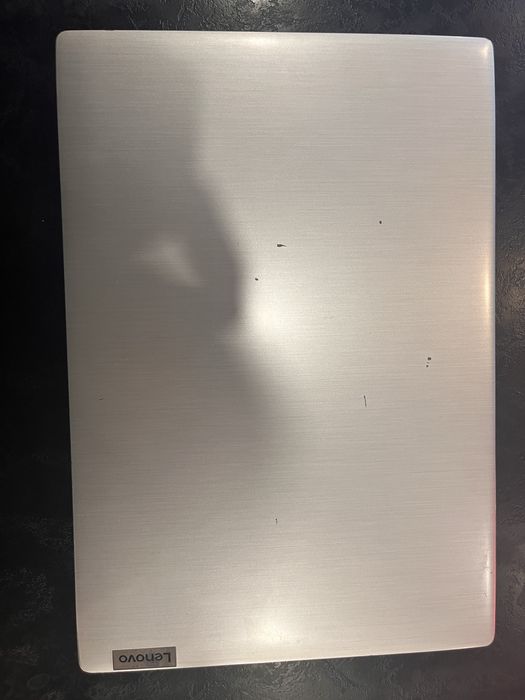 Lenova ноутбук продается Срочно