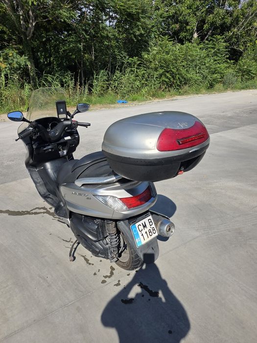 Yamaha majesty 400