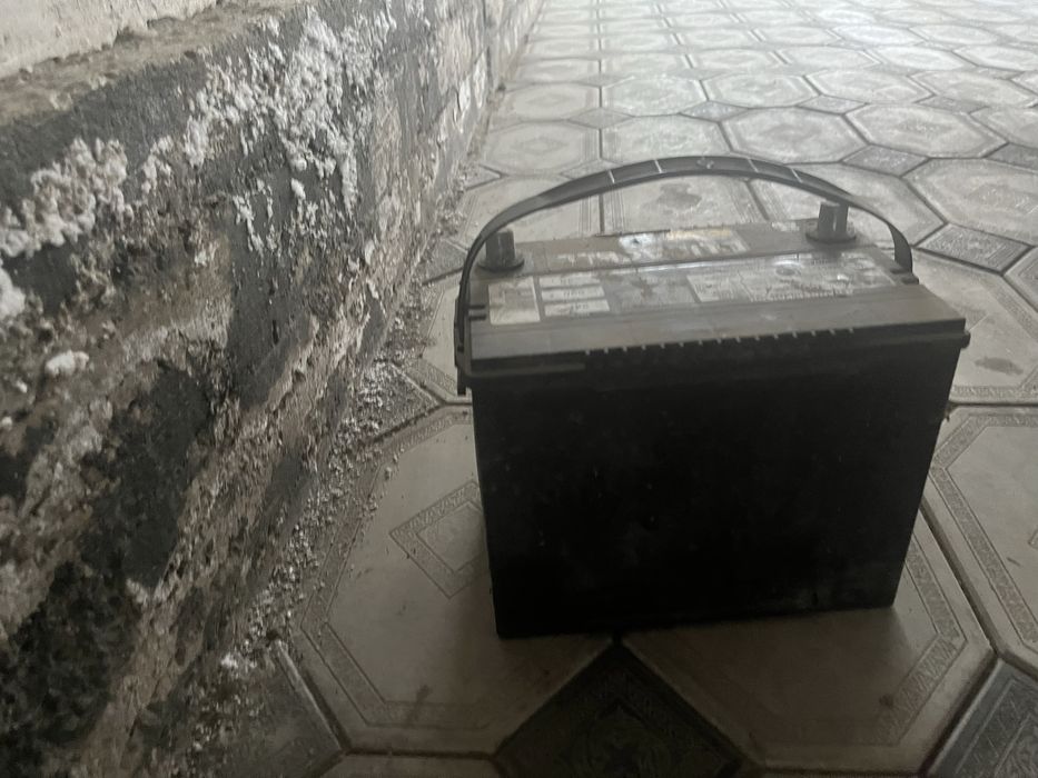 Акмулятр для машины