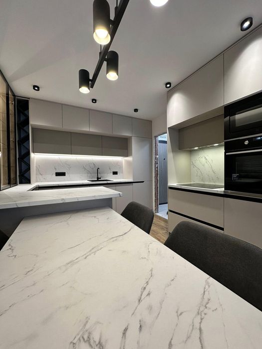 Дава се под наем Двустаен апартамент в София, Малинова долина - 60 кв.м за 843 € - Снимка #2