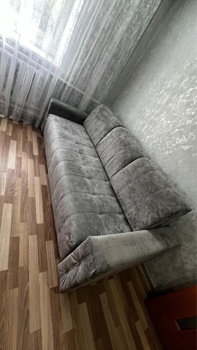 Продам диван в отличном состоянии