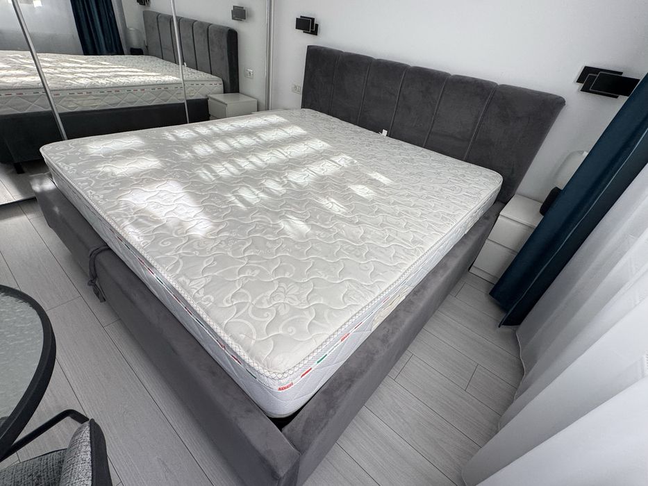 Pat matrimonial 180x200 cu somiera  rabatabila, lada depozitare si saltea ortopedica