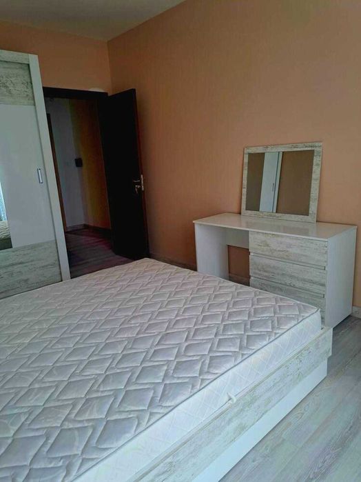 Двустаен апартамент