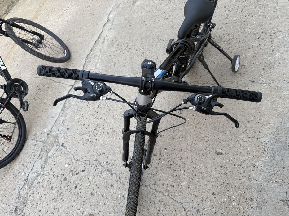 Продам велосипед 2шт