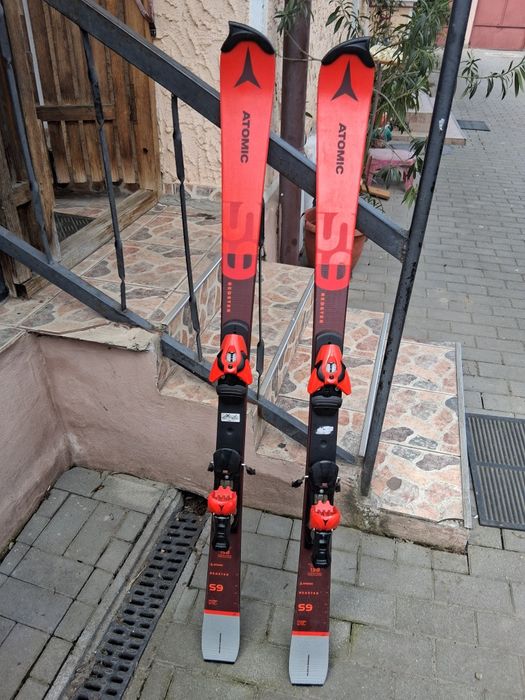 Schiuri atomic redster s9 138 cm legături x10