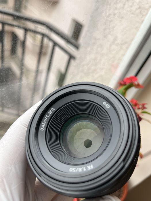 Обектив Sony FE 50mm f1.8