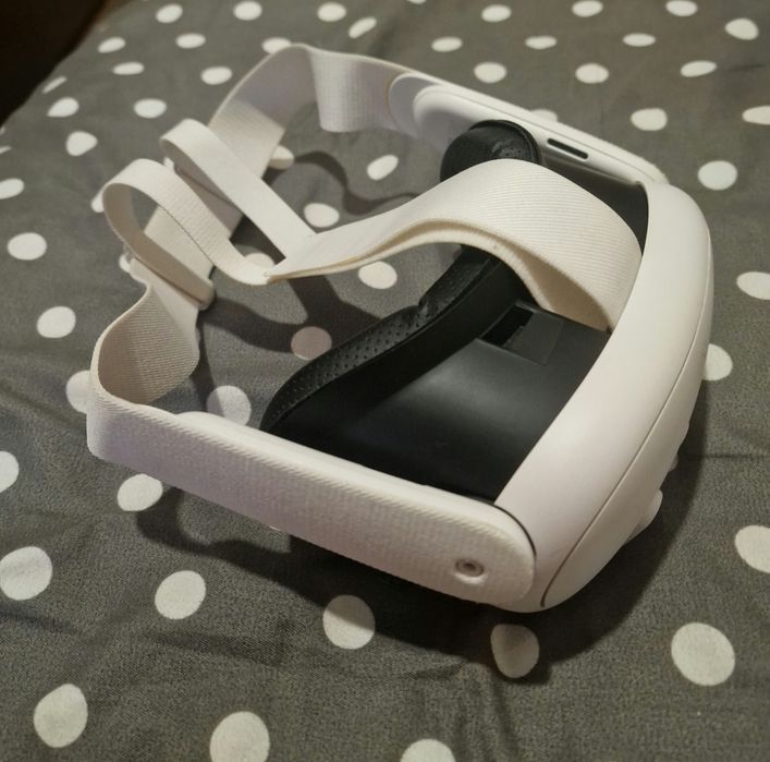 Vând ochelari vr meta quest 3 512gb