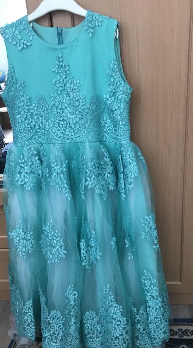 Продам бальное платье