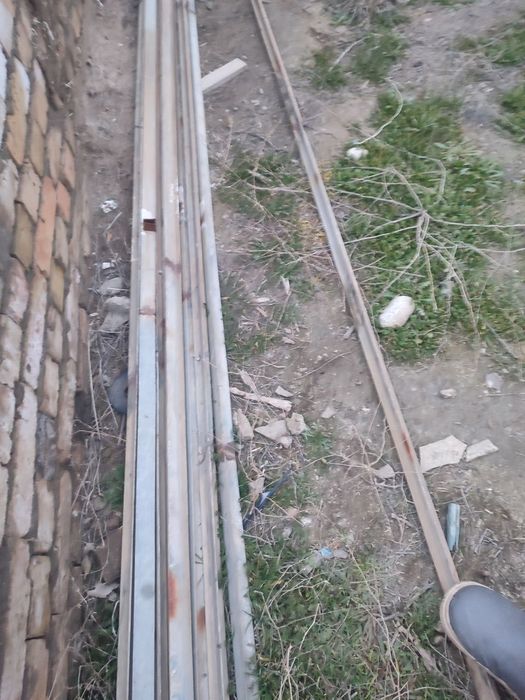 Уголок сотилади Т образное