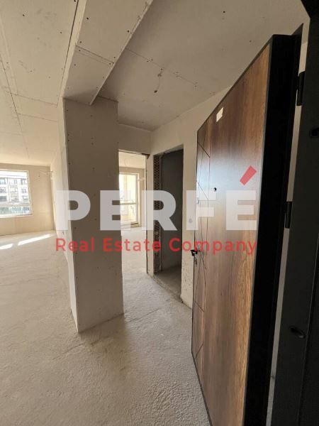 Продава се Двустаен апартамент в Бургас, Сарафово - 65 кв.м за 1400 €/кв.м - Снимка #2