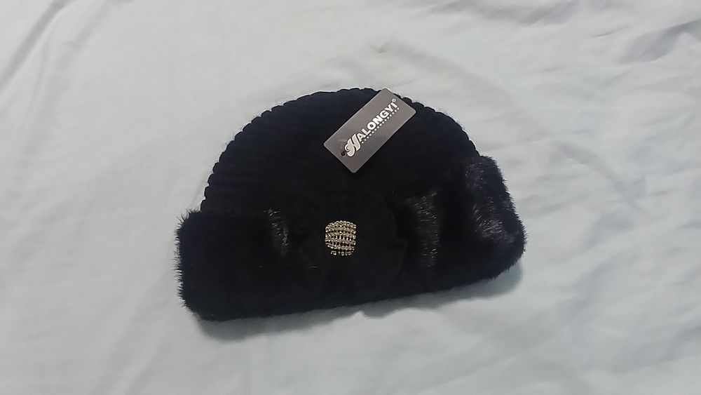 Angorka shapka sotiladi