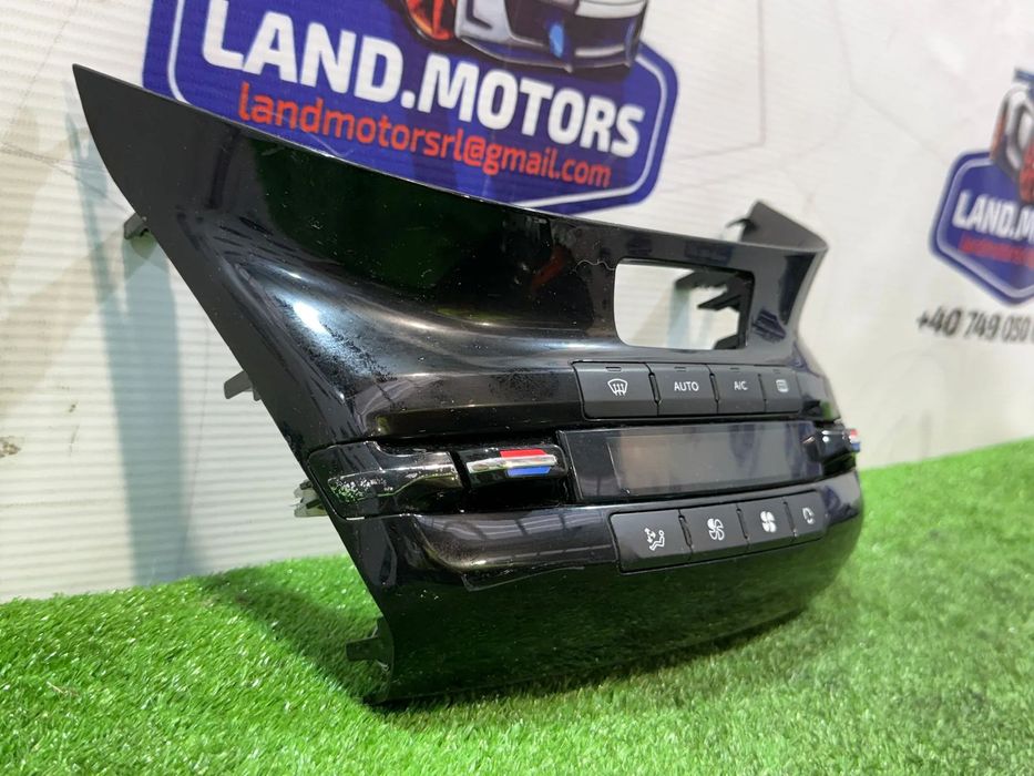 PANOU CENTRAL COMANDA CLIMA PEUGEOT 208 1.4 DIESEL 2013 COD OEM 96722471XU 2012-2018