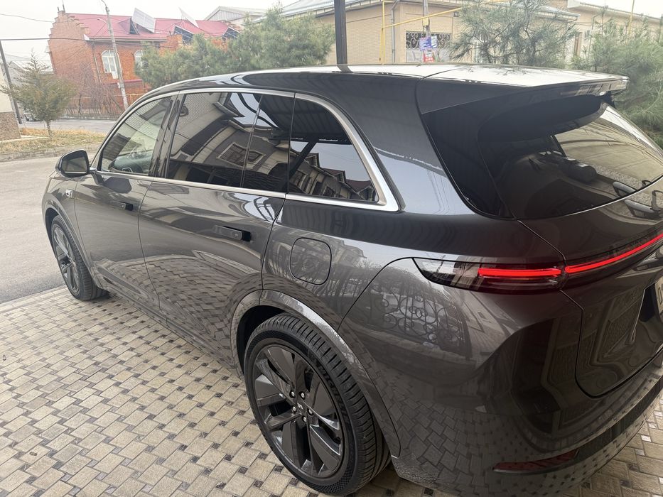 Lixiang L7 ULTRA 2024