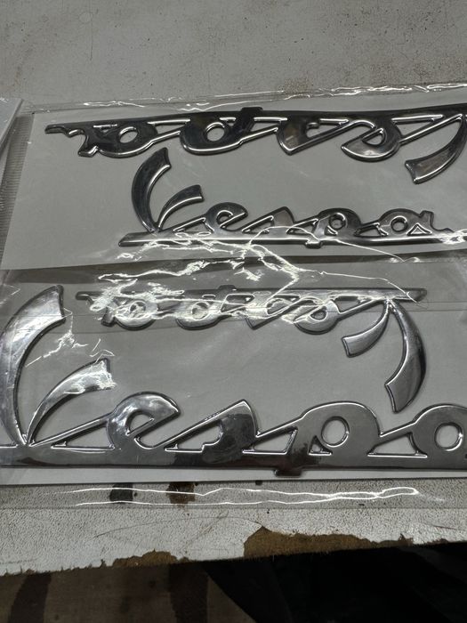 Стикери за веспа GTS