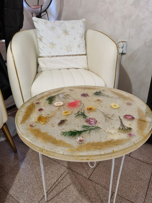 Маса ръчна изработка от епоксидна смола