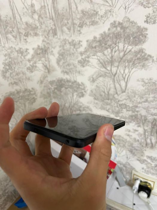 Redmi 12 вроде Note