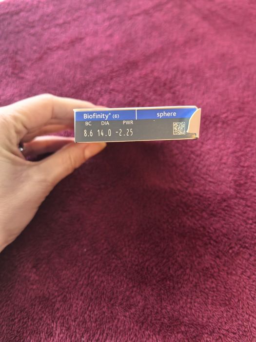 Lentile de contact lunare Biofinity