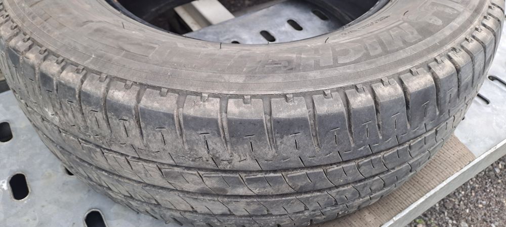 Джанти 16 бусови и гуми 235.65.16 ц