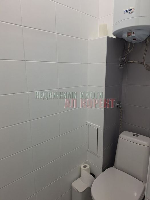 Дава се под наем Офис в Варна, Център - 40 кв.м за 997.05 € - Снимка #9